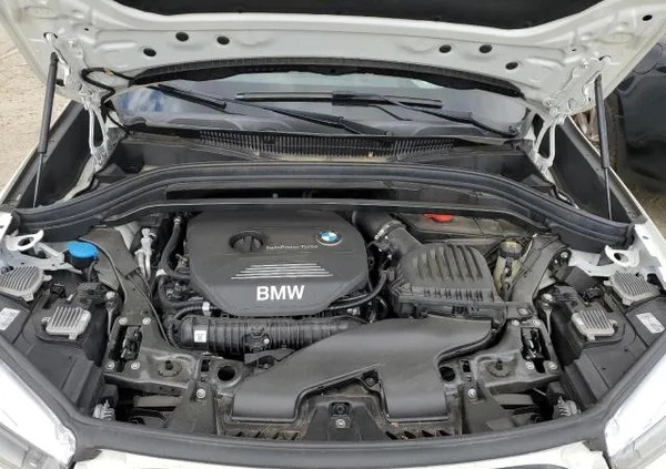 BMW X1 cena 44900 przebieg: 48244, rok produkcji 2018 z Śrem małe 46